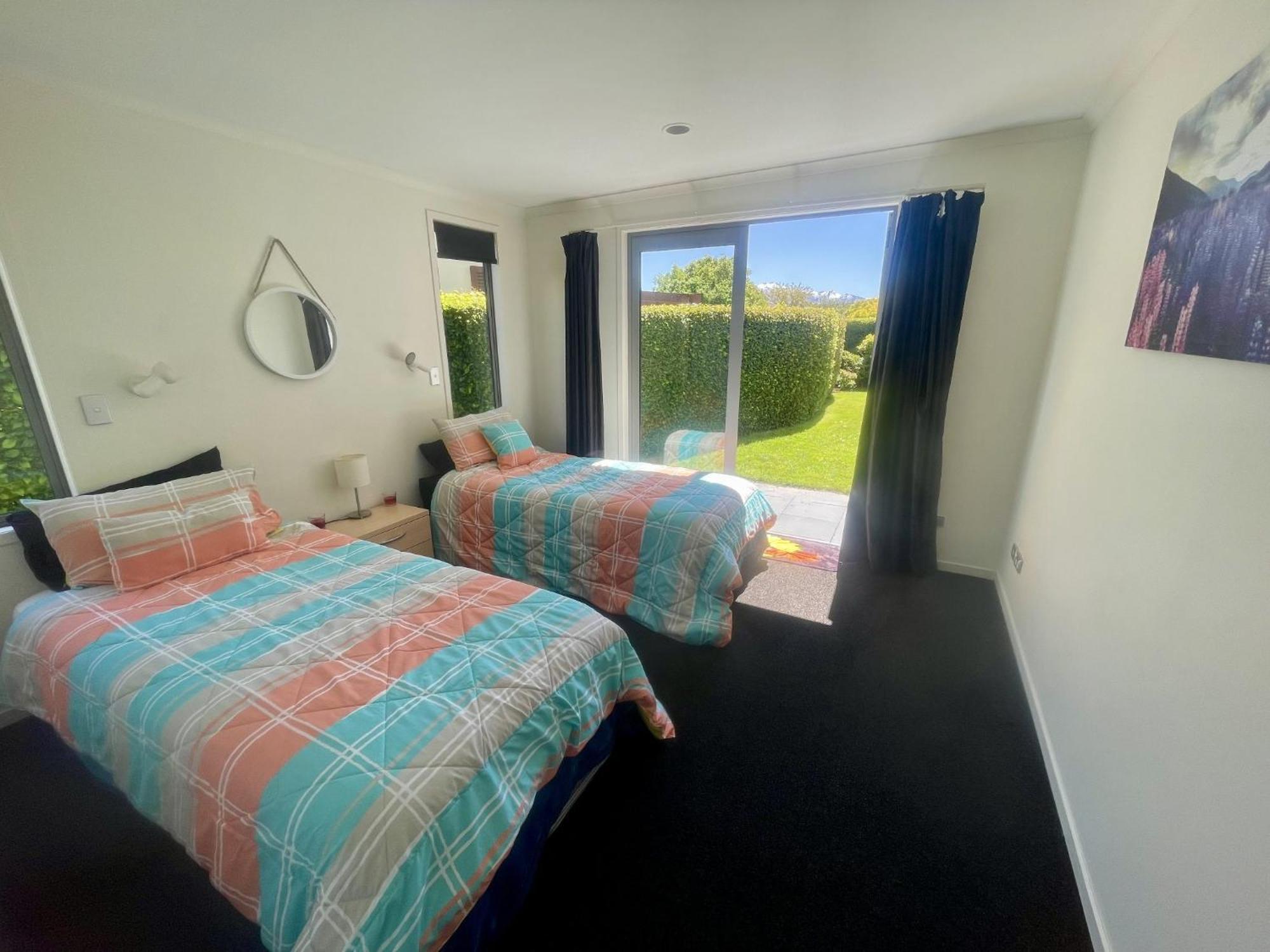 A Home Away From Home In Wanaka Exterior photo
