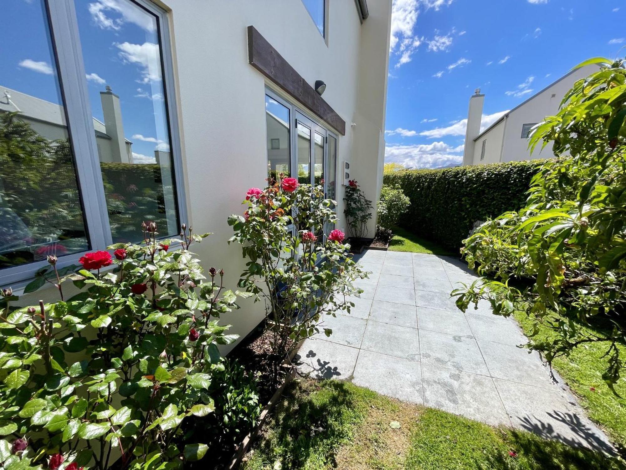 A Home Away From Home In Wanaka Exterior photo